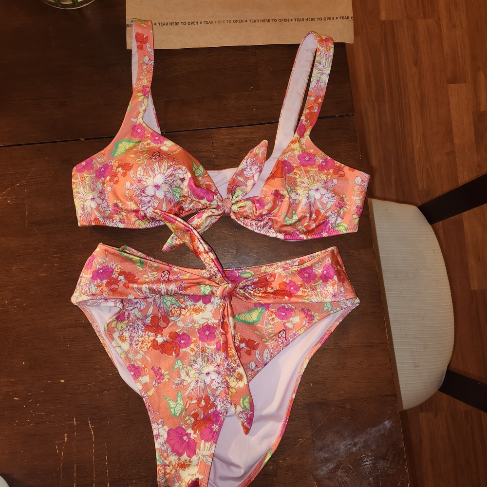 Victorias Secret Medium Bikini
